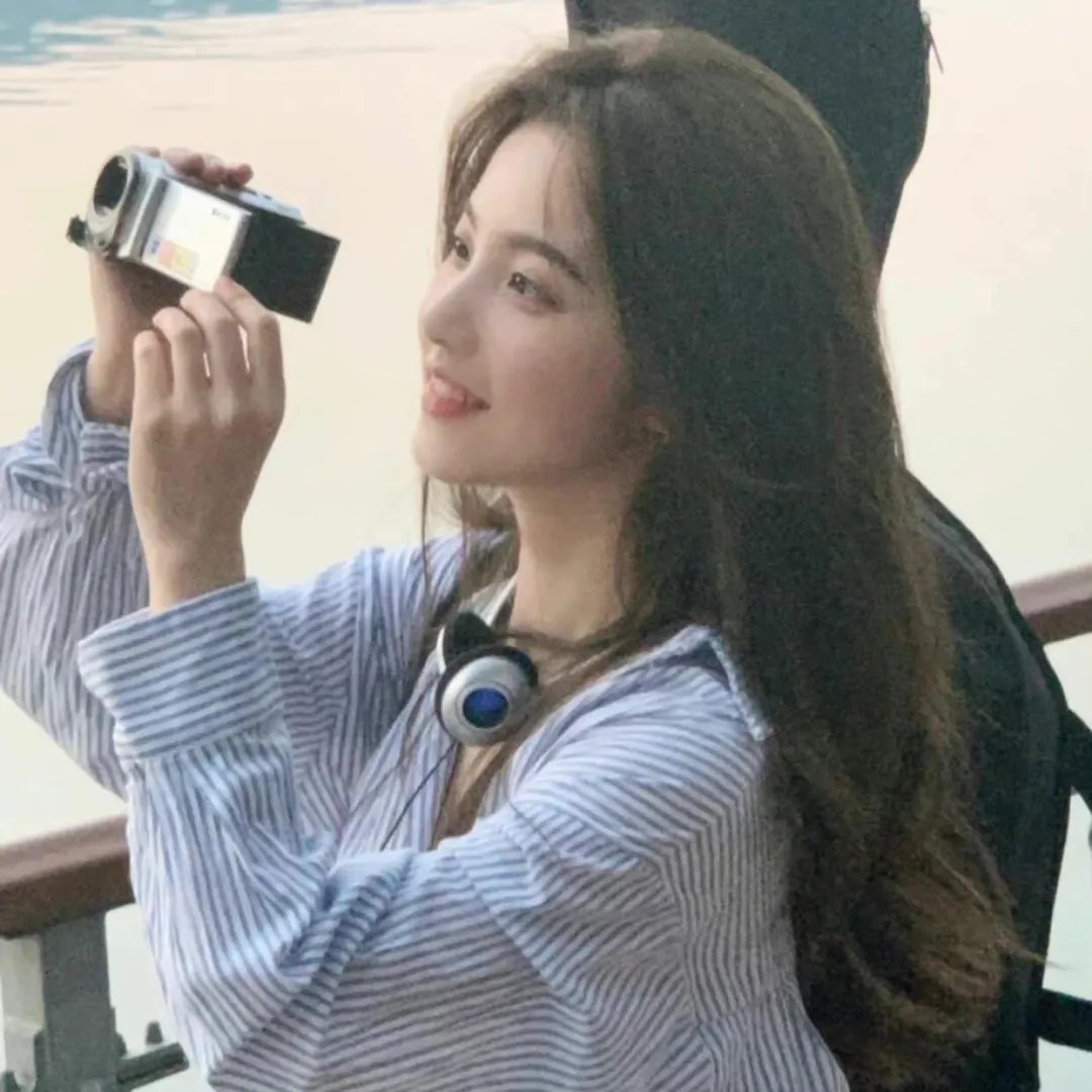 锦书不寄旧日山盟